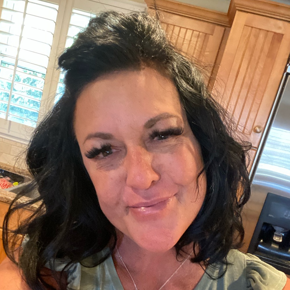 Meet your Posher, Julie